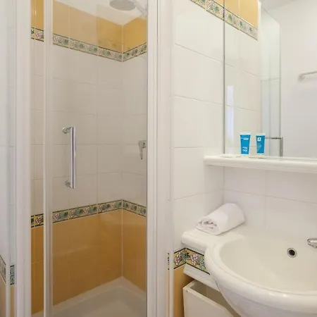 Les Restanques 2p4/5p Std Grimaud