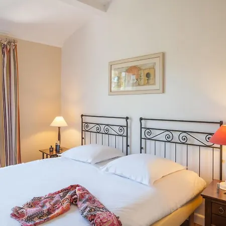 Les Restanques 2p4/5p Std * Grimaud