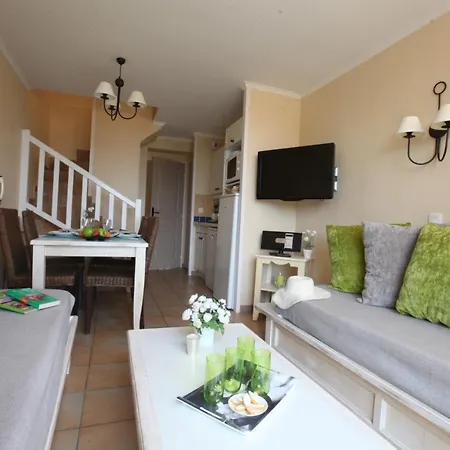 Apartment Les Restanques 2p4/5p Std *
